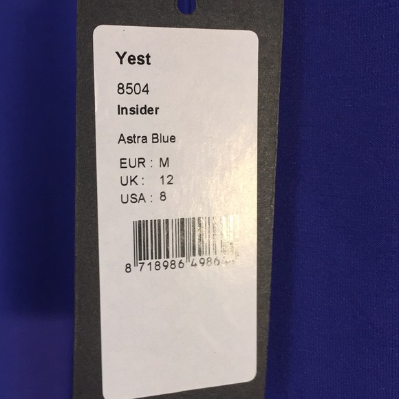 Yest Insider 8504 Astra Blue Capris Leggings Activewear Size 6 - Picture 4 of 16